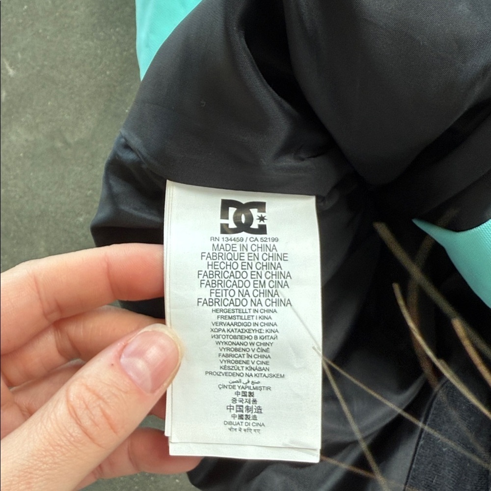 DC Snowboard Pants - Picture 11 of 11
